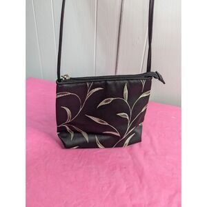 Vintage Mondani New York small handbag purse embroidered‎ design black tan